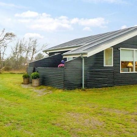 Sommerhus I Blokhus Helt Taet Pa By Og Strand Exterior foto